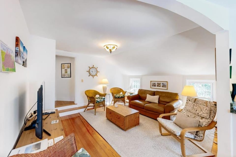 Everyday is Saturday Apartment in Vineyard Haven