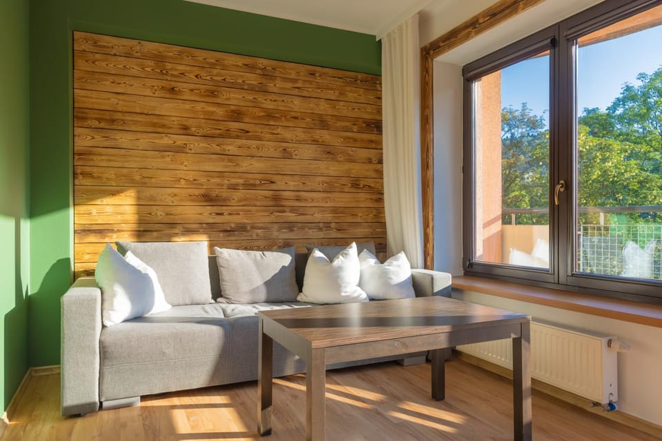 View (from property/room), Balcony/Terrace, Living room, Seating area