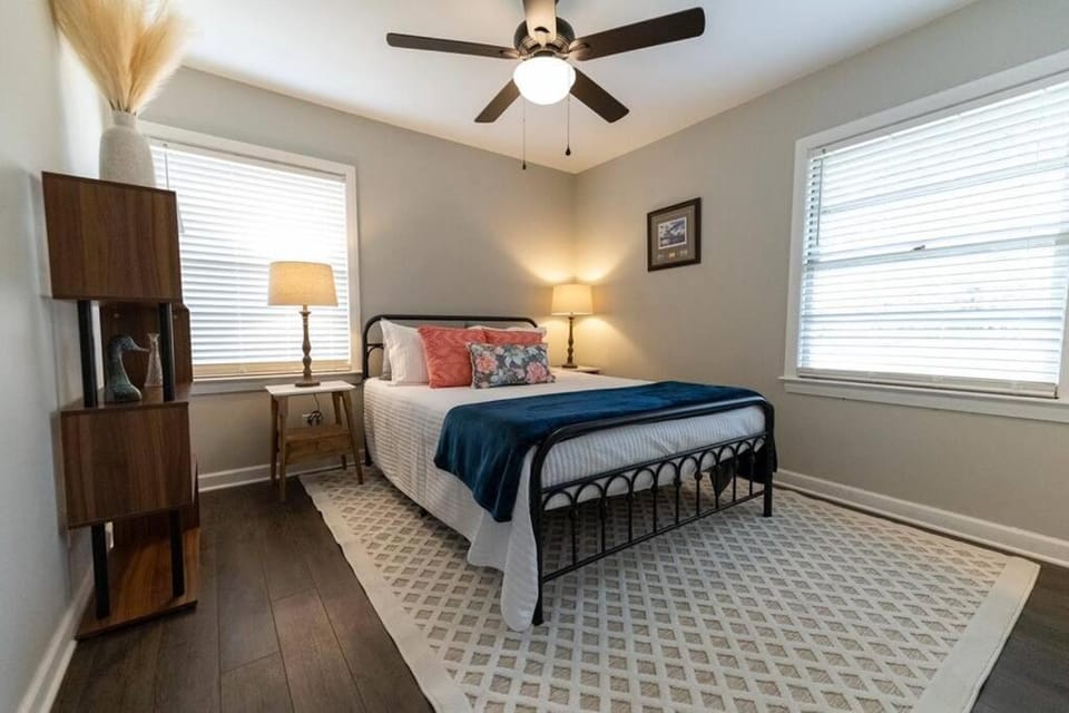 Edenton 3 BR/ 2 Bath king, Fire Pit House in Edenton
