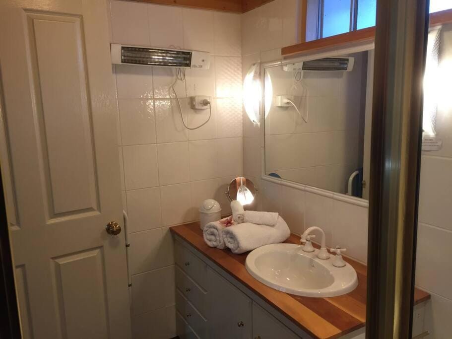 Breakfast Provisions Provided With Harbour View Apartment in Tasmania