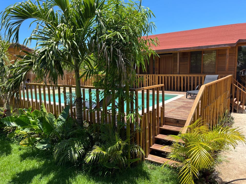 Property building, Garden, Pool view, Swimming pool