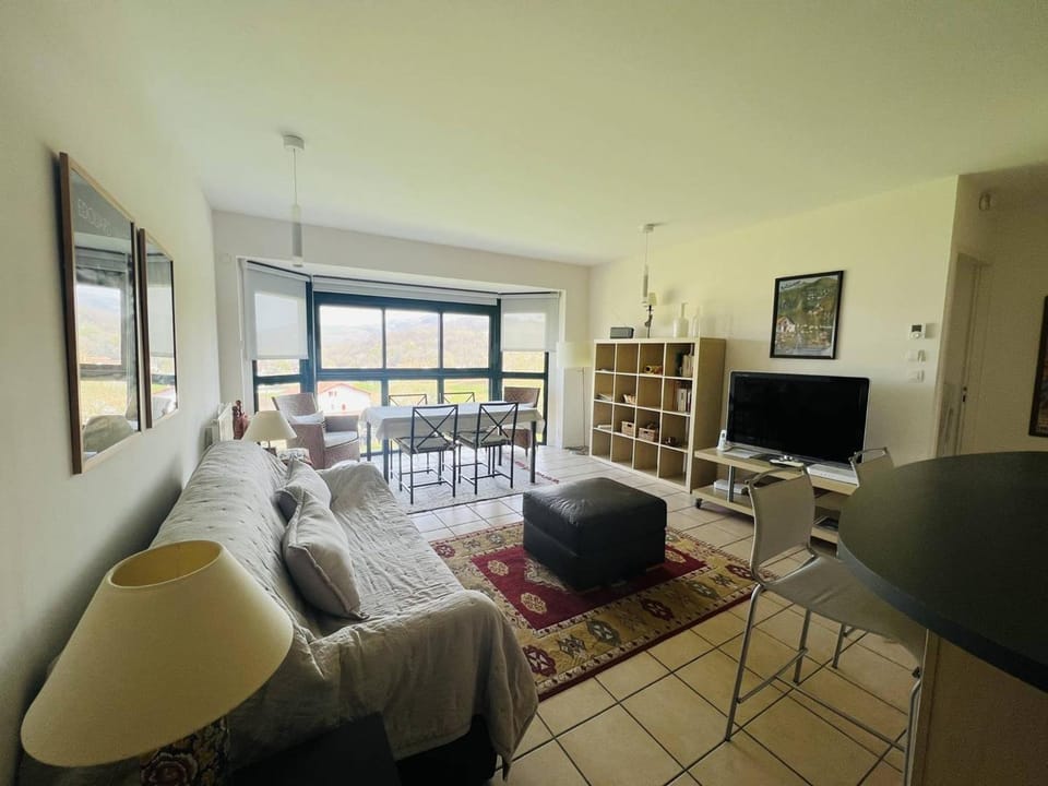 Appartement T2 tout confort à Cambo-les-Bains - FR-1-495-116 Apartment in French Basque Country