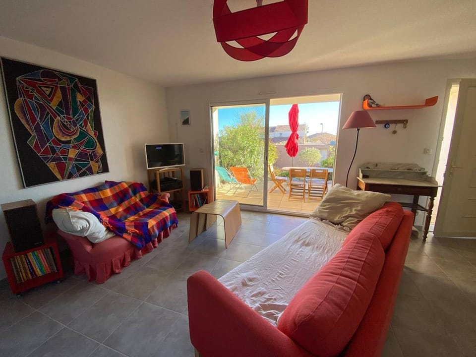 Villa T4 avec piscine résidentielle, 3 chambres, jusqu'à 7 personnes - FR-1-81-578 Villa in Leucate