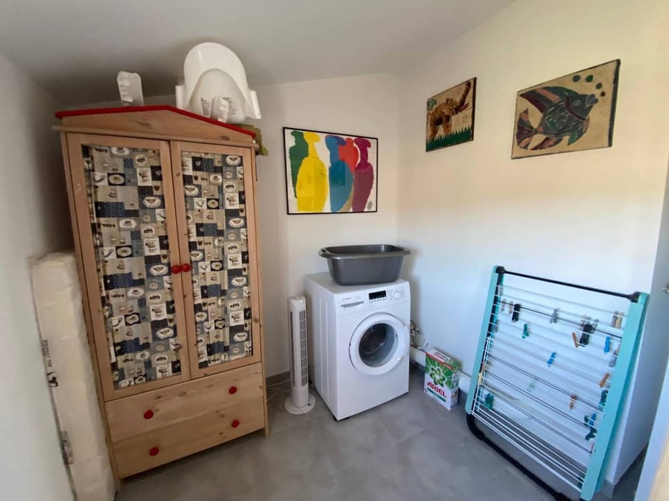 Villa T4 avec piscine résidentielle, 3 chambres, jusqu'à 7 personnes - FR-1-81-578 Villa in Leucate