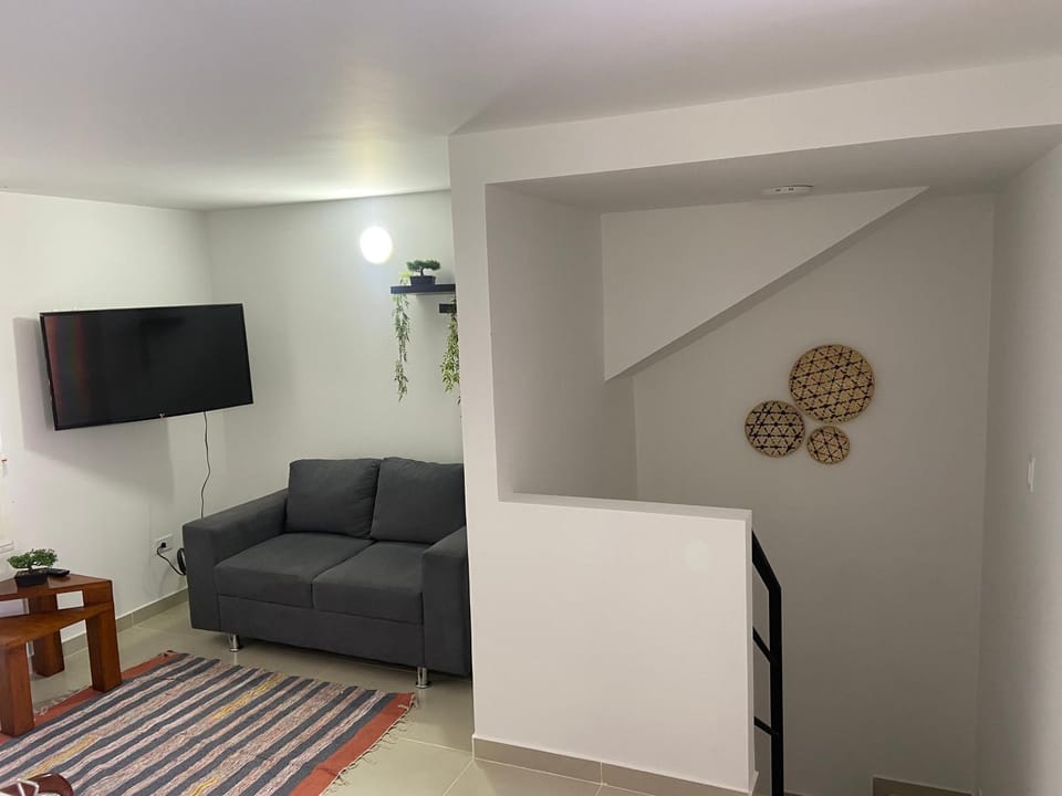 Communal lounge/ TV room, TV and multimedia, Living room, Seating area, Evening entertainment