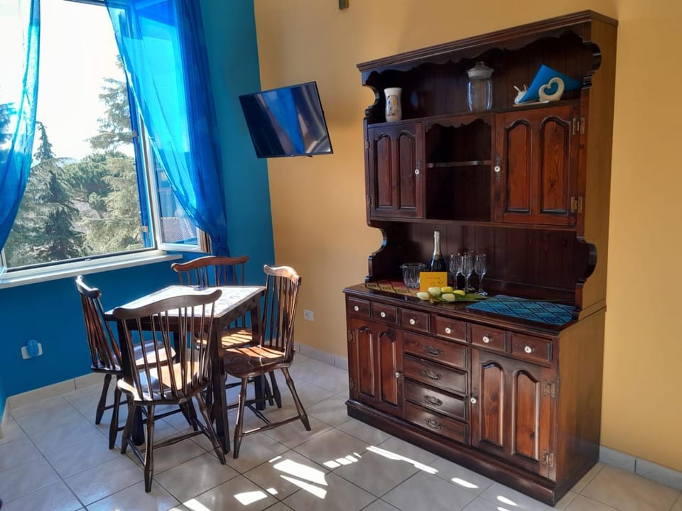 TV and multimedia, Dining area, Breakfast