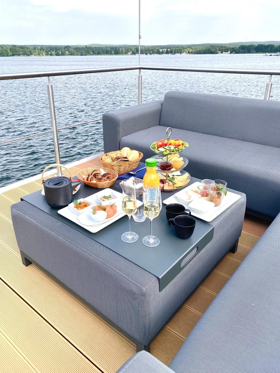 Natural landscape, Seating area, Food, Lake view