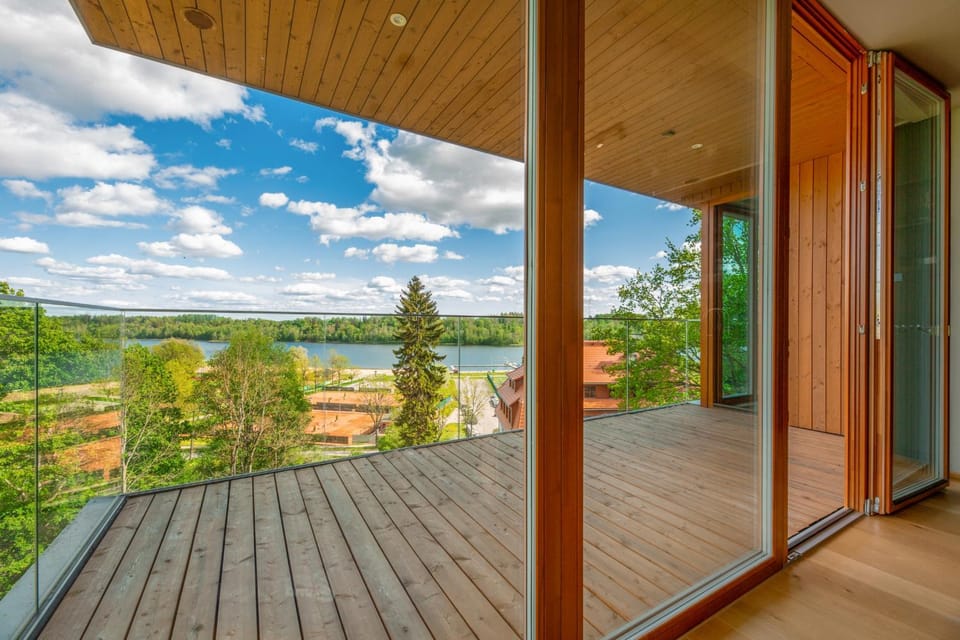 Balcony/Terrace, Lake view