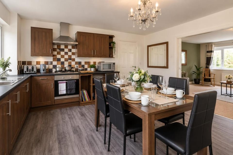 FARM - Self-contained Home Near City Centre House in Leeds