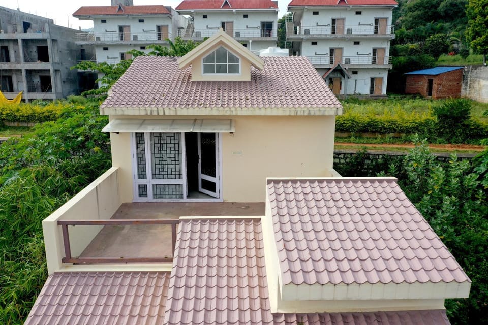 Property building, Day, Garden, Garden view