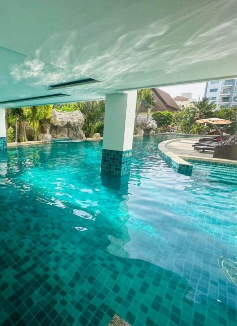 Swimming pool