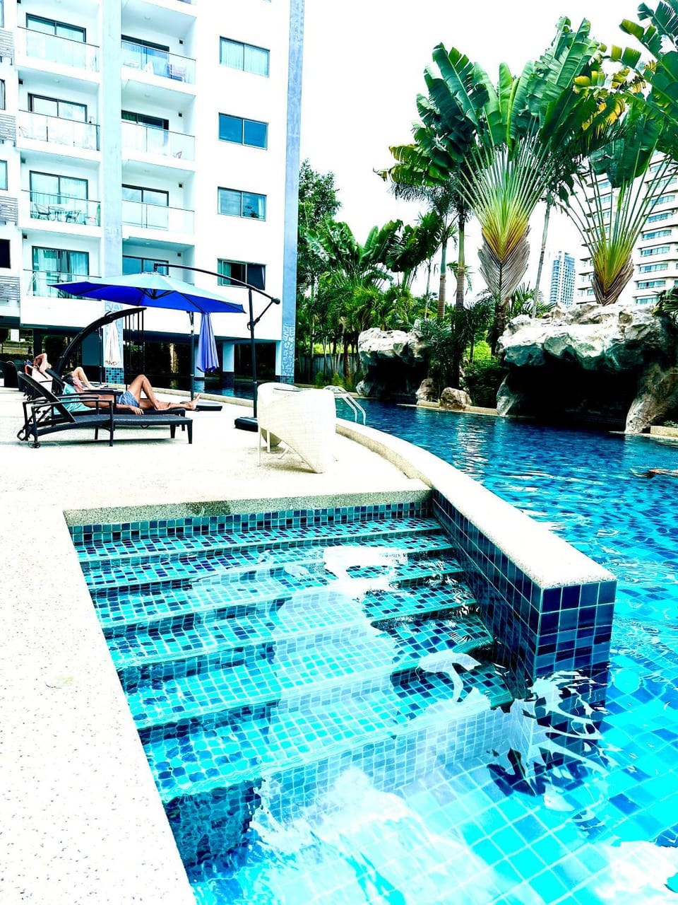 Swimming pool
