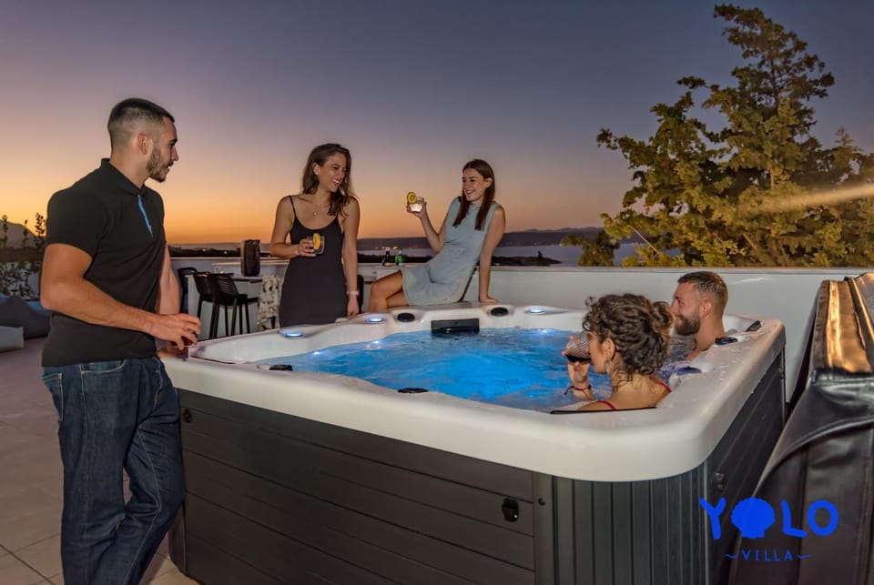 Night, Hot Tub, Hot Tub, View (from property/room), Sea view, Family