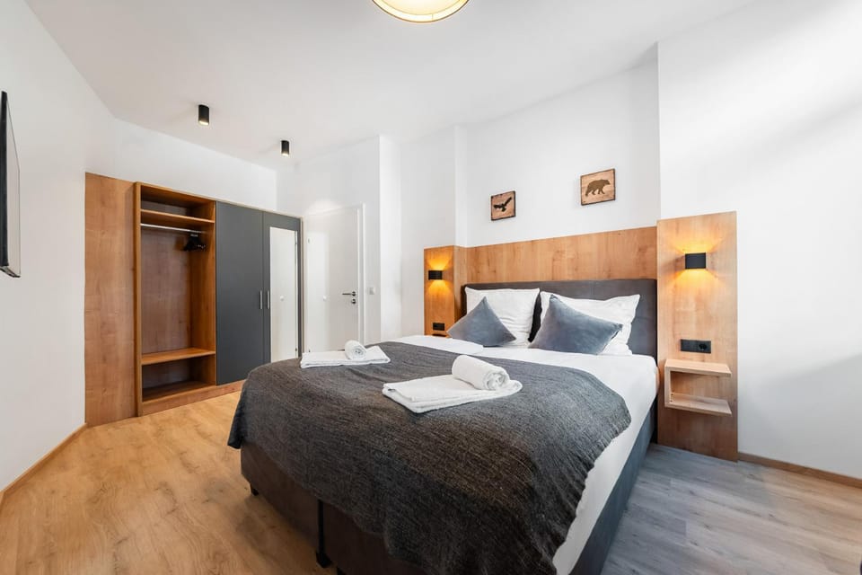 Bed, Photo of the whole room, Bedroom, wardrobe