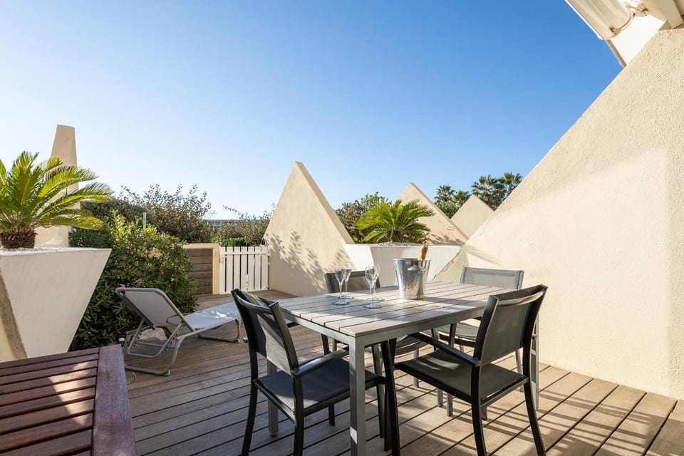 Patio, Balcony/Terrace