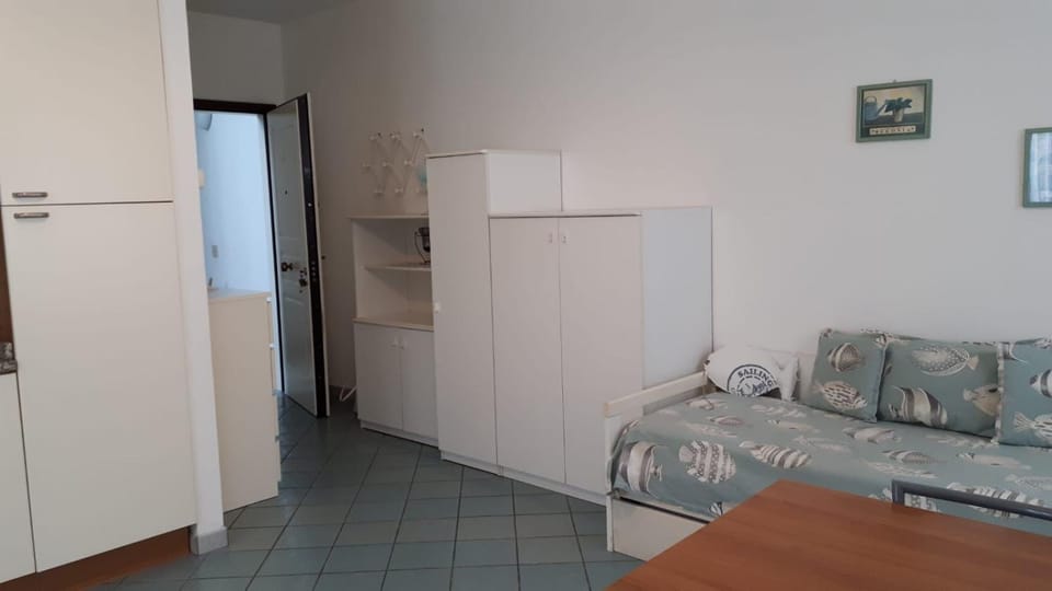 MONOMARE Apartment in San Bartolomeo al Mare
