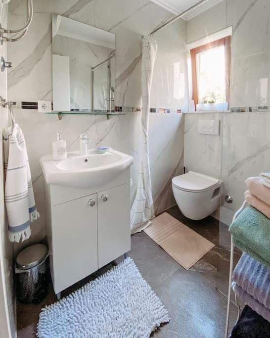 Apartment Nadica Sabunike Apartment in Zadar County