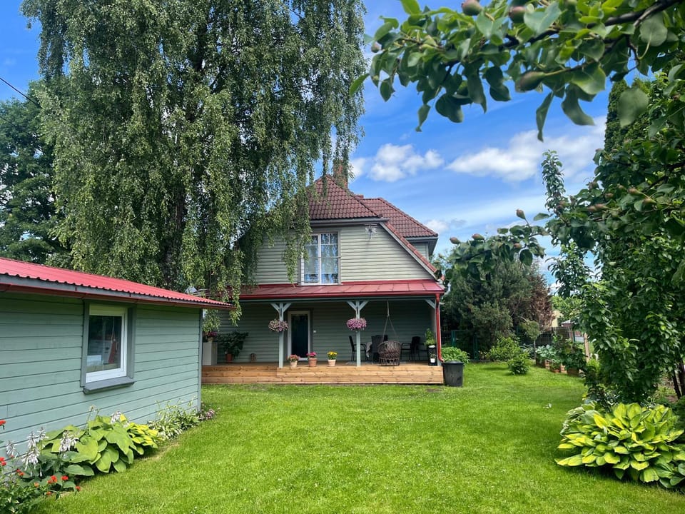 Property building, Garden, Garden view