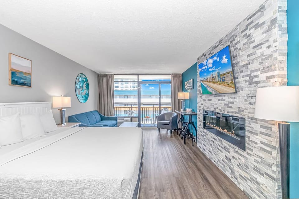 Immaculate! LED Fireplace - Renovated King Suite - Sleeps 4! - Landmark Resort 1508 House in Myrtle Beach