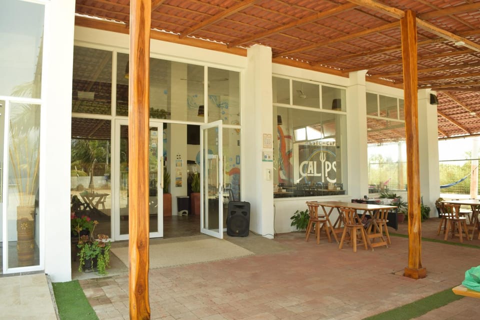 Ohana Beach Hotel Hotel in Guayas