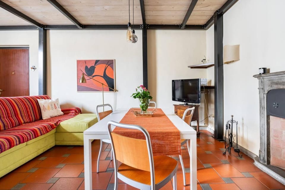 Nice and quiet loft 5 minutes walk from the Duomo Apartment in Florence
