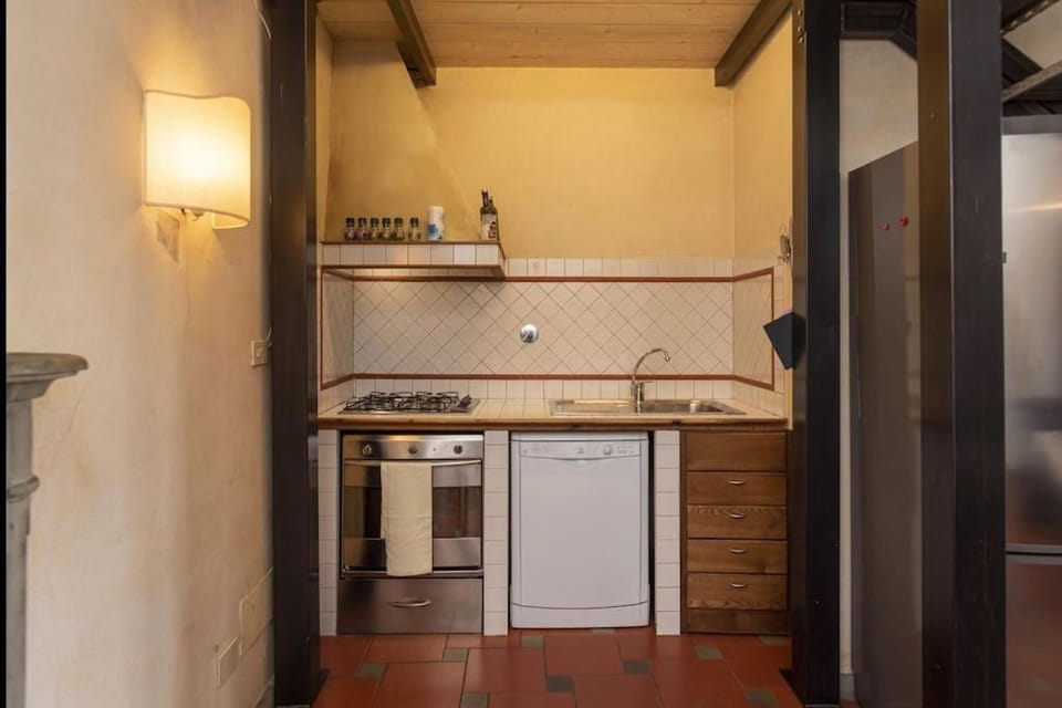 Nice and quiet loft 5 minutes walk from the Duomo Apartment in Florence
