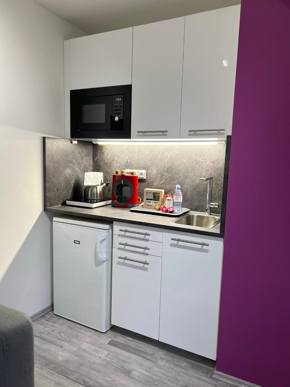 Coffee/tea facilities, Kitchen or kitchenette, Breakfast, minibar, oven, stove, toaster