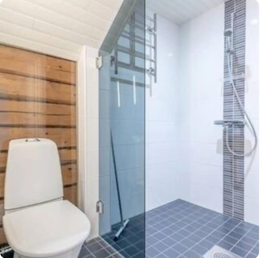 Ainutlaatuinen huoneisto Vanhassa kyläkoulussa House in Uusimaa