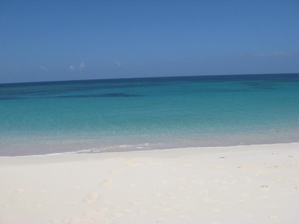 Buttonwood Reserve Two Entire Building Duplex Apartment in North Eleuthera