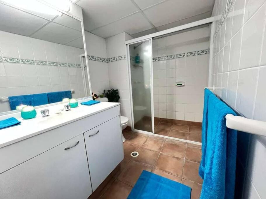 The Esplanade Sea View Apartment in Surfers Paradise