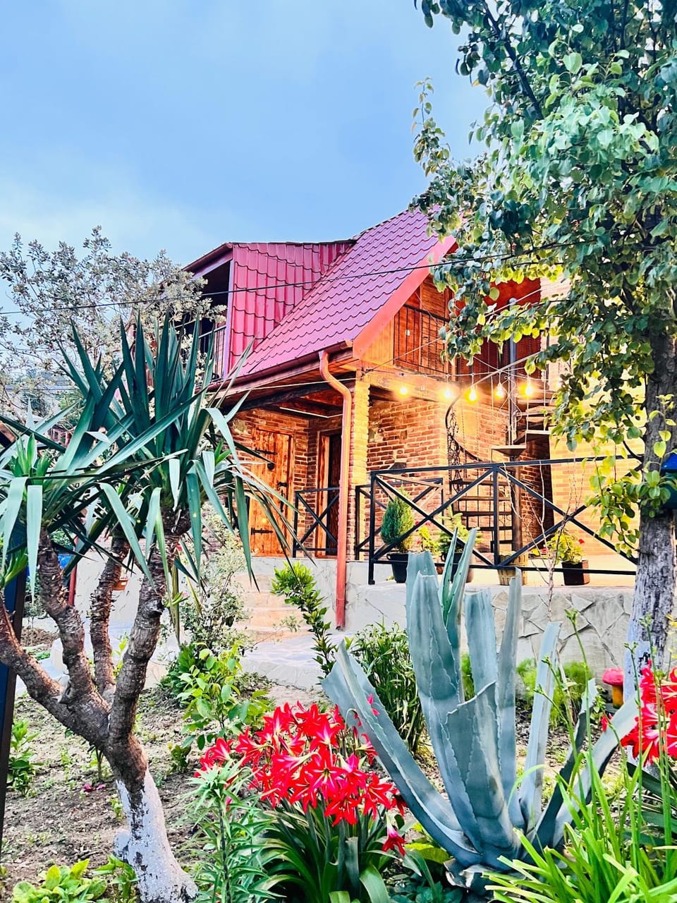 Sunshine House Villa in Georgia