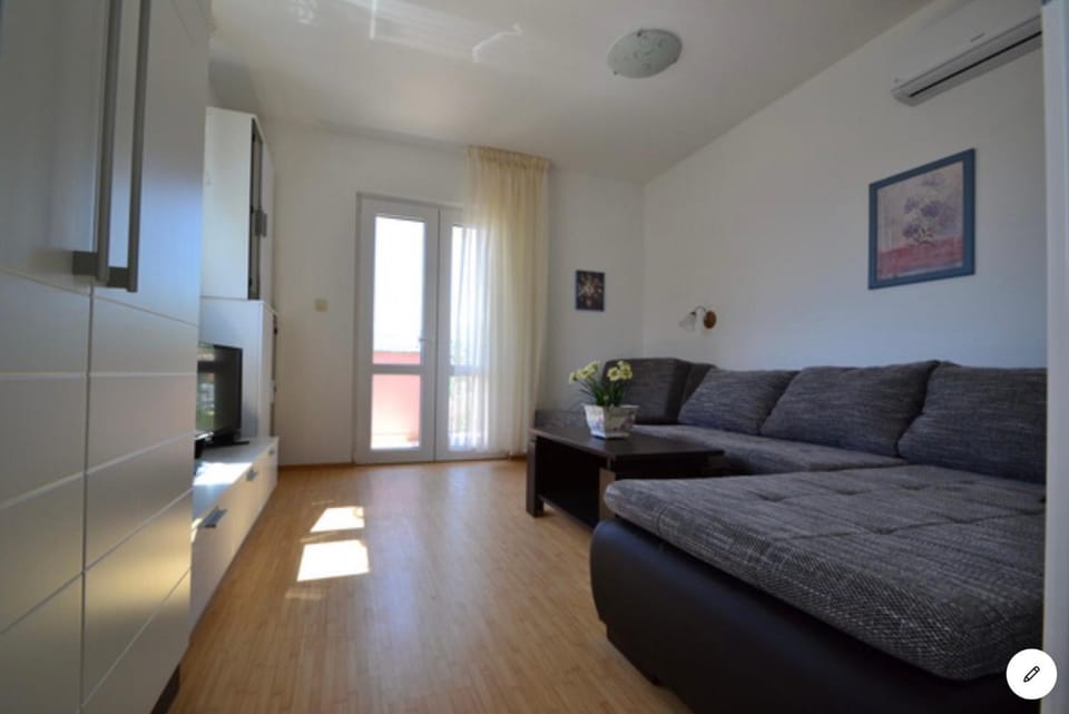 Villa Nena Rose Villa in Šibenik-Knin County, Croatia