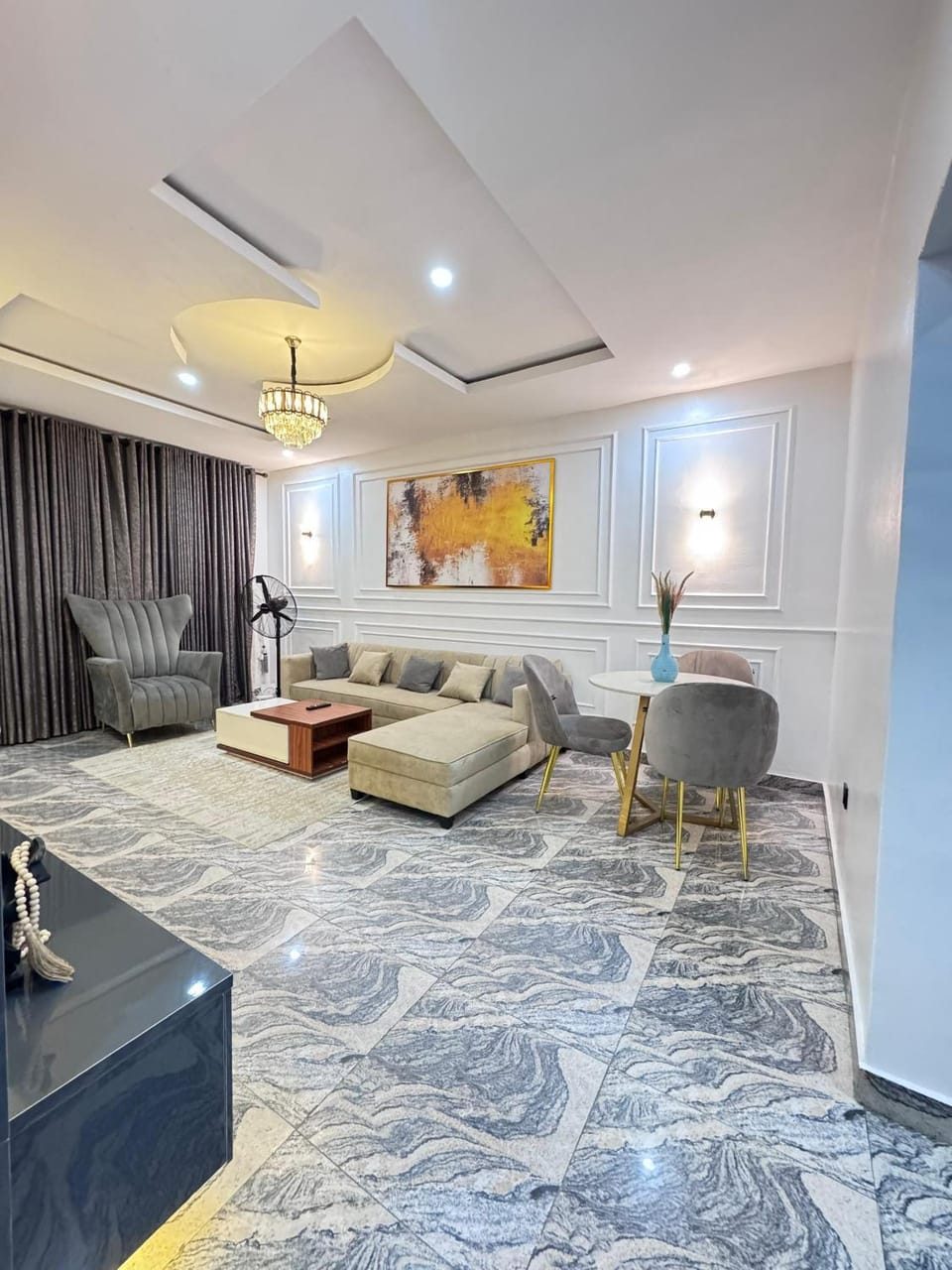 Beautiful 2Br Apt in Ogba, Ikeja, Lagos Apartment in Lagos