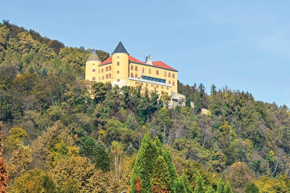 E79 AQUALUNA KAMP NATURA PODČETRTEK card included to end of september Apartment in Slovenia