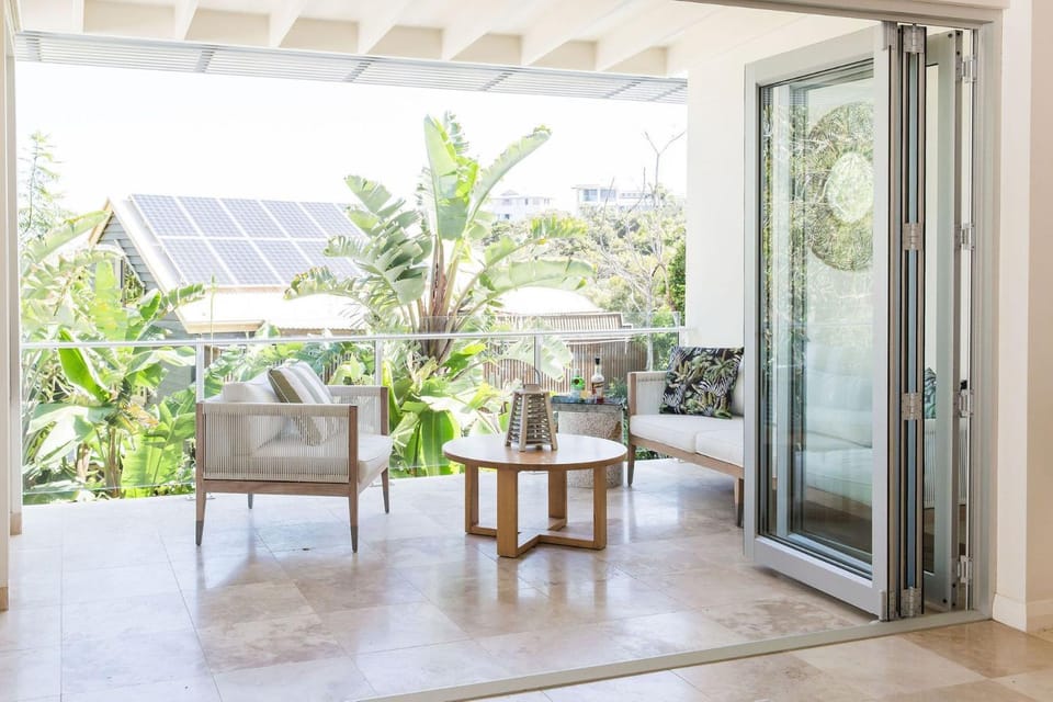 Patio, Day, Balcony/Terrace, Seating area