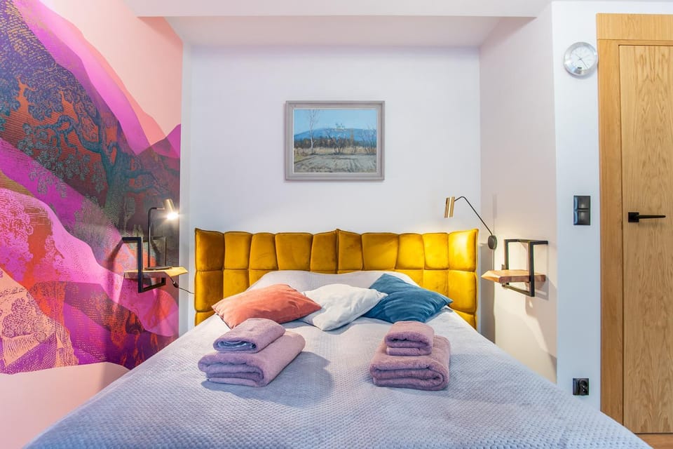 Bed, Photo of the whole room, Bedroom, towels, wardrobe