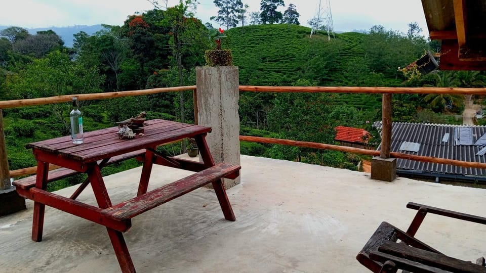Patio, Day, Natural landscape, Balcony/Terrace, Dining area, Mountain view