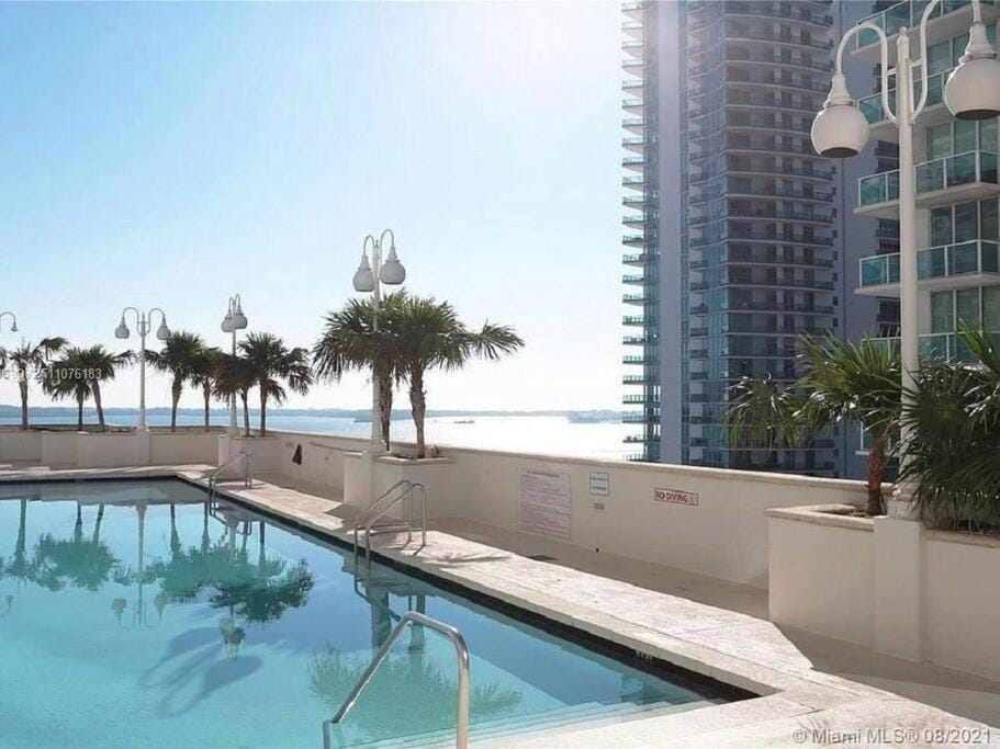 Spacious Ocean view unit in the heart of Brickell Apartment in Brickell
