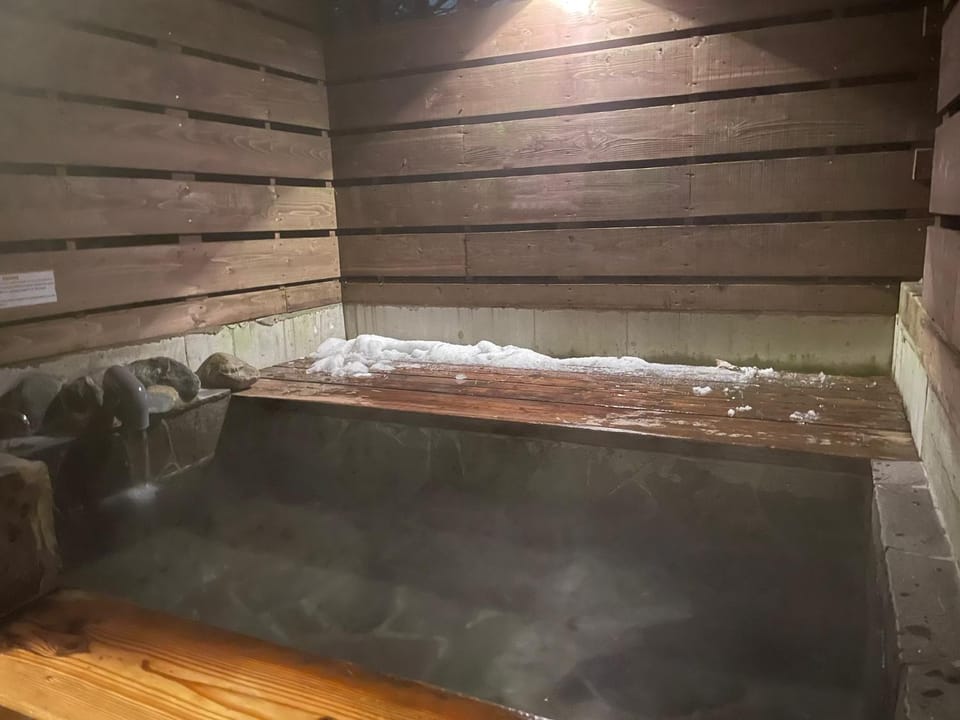 Bathroom, Open Air Bath