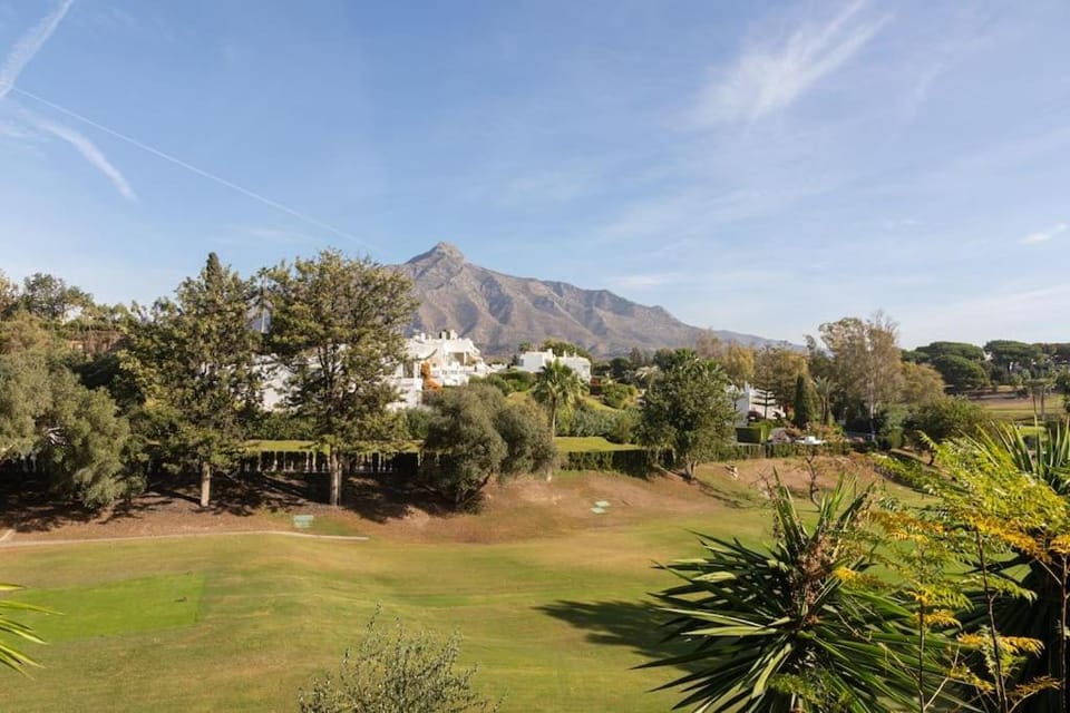 Azahara 1 2B Apartment in Marbella