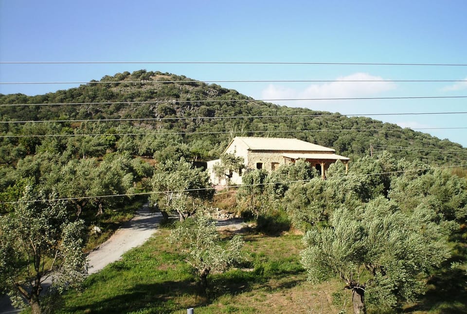 VillaLas - Traditional Stone House in Vathi of Mani Villa in Peloponnese Region