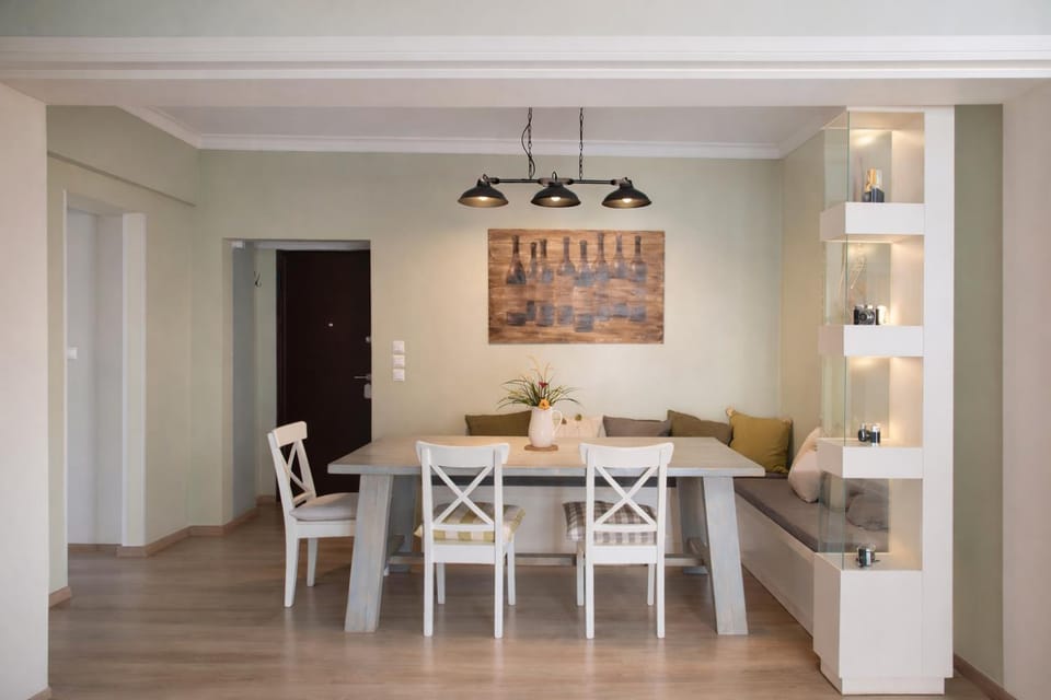 Dining area, Breakfast