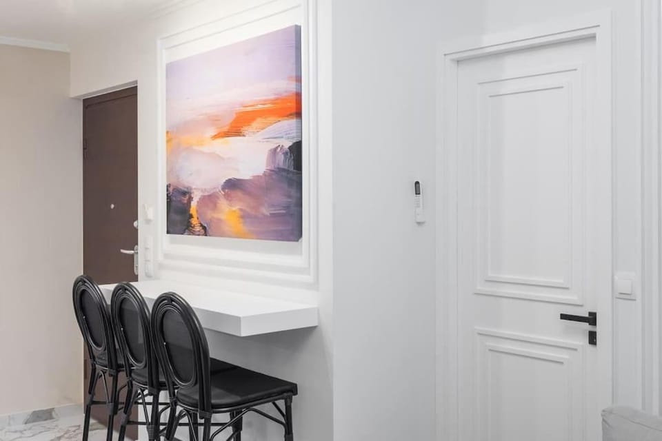 Lux 2 bedroom apt next to metro Apartment in Athens