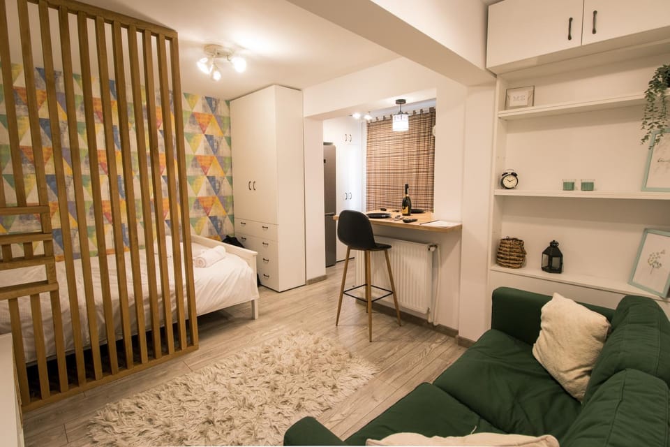 Bed, Living room, Photo of the whole room, Seating area, Bedroom, hair dresser