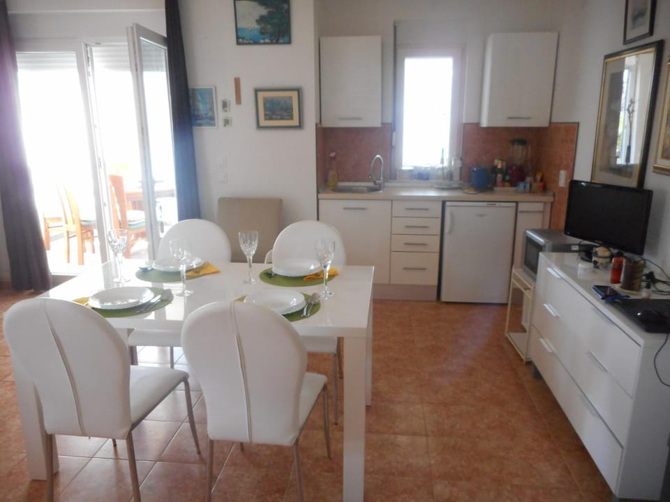 TV and multimedia, minibar