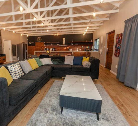 235 On Surrey Bed and Breakfast in Sandton