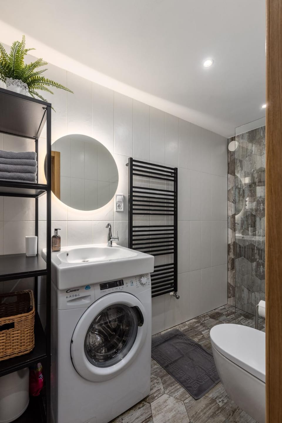 Shower, Bathroom, washing machine