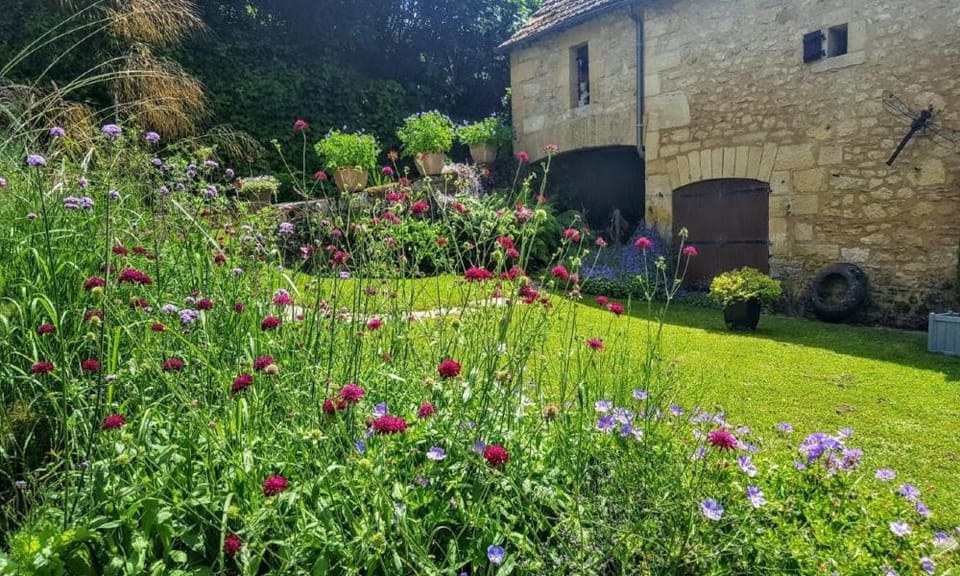 Le Tournesol, Le Banquet aux Eyzies House in Nouvelle-Aquitaine