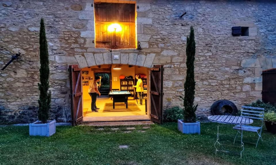 Le Tournesol, Le Banquet aux Eyzies House in Nouvelle-Aquitaine