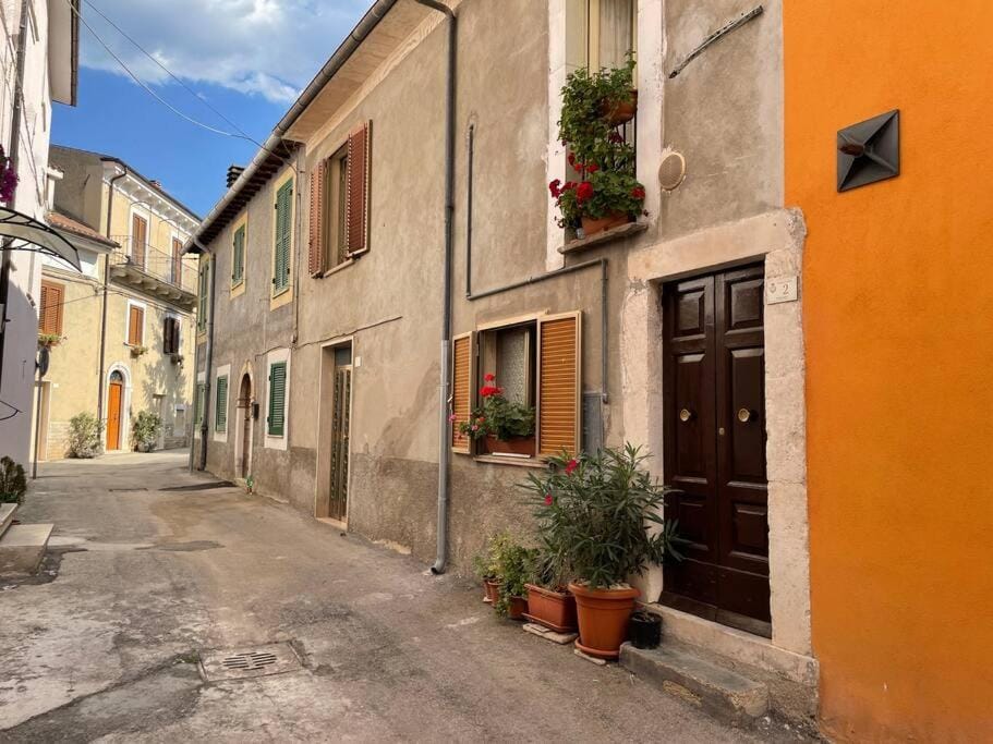 Casa Italica - a quaint getaway in rural Italy House in Abruzzo